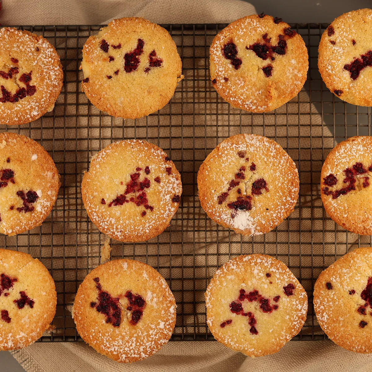 Mini Raspberry Friands Raspberry Friands – tiffanycakes